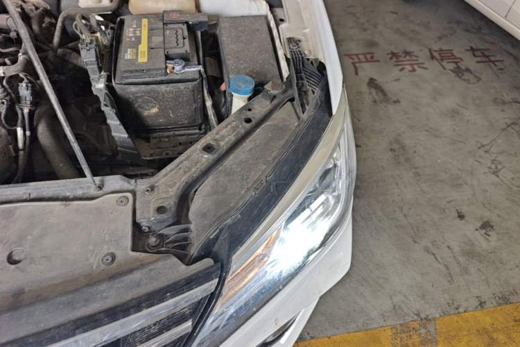 Used Roewe i5 2020 1.5L Manual 4G Connect Luxury Edition Engine Bay Left