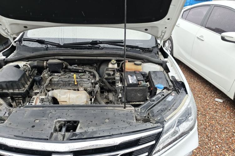 Used Roewe i5 2020 1.5L Automatic 4G Connected Linghao Edition Engine Bay Left