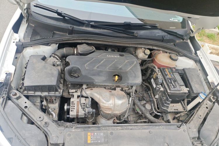 Used Roewe i5 2020 1.5L Automatic 4G Connect Luxury Flagship Edition Engine Bay