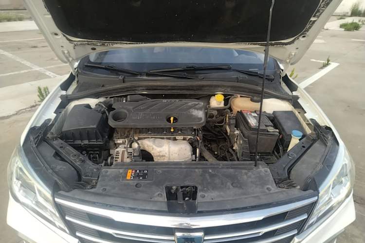 Used Roewe i5 2020 1.5L Automatic 4G Connect Luxury Flagship Edition Engine Bay