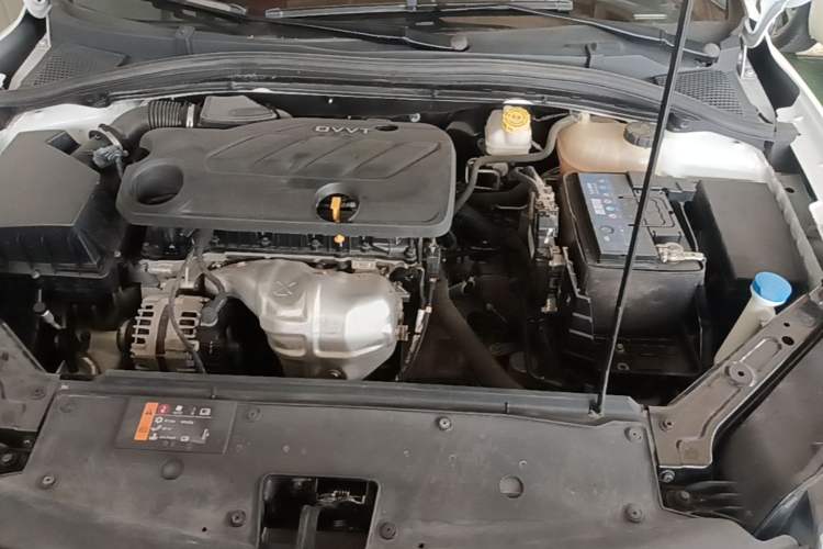 Used Roewe i5 2020 1.5L Automatic 4G Connect Luxury Flagship Edition Engine Bay