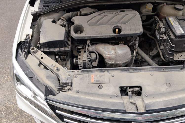 Used Roewe i5 2020 1.5L Manual 4G Connect Luxury Edition Engine Bay Right