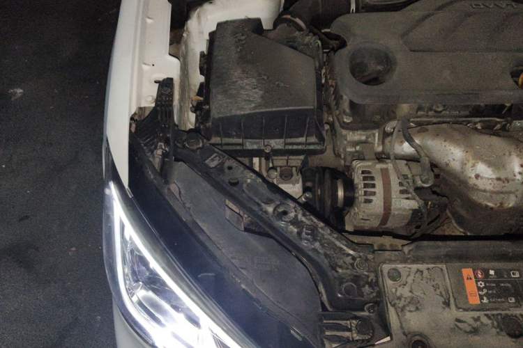 Used Roewe i5 2020 1.5L Automatic 4G Connect Luxury Flagship Edition Engine Bay Right