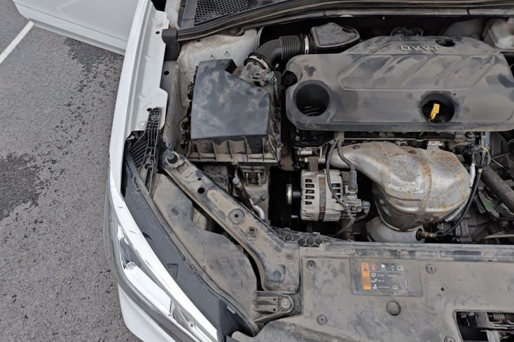 Used Roewe i5 2020 1.5L Automatic 4G Connect Luxury Flagship Edition Engine Bay Right