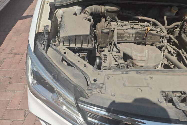 Used Roewe i5 2020 1.5L Automatic 4G Connected Linghao Edition Engine Bay Right