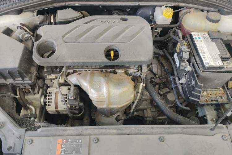 Used Roewe i5 2020 1.5L Automatic 4G Connect Luxury Flagship Edition Engine Bay Right