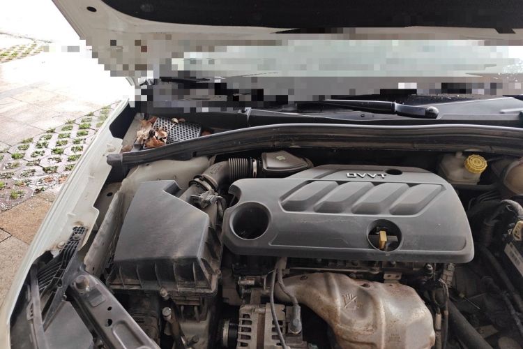 Used Roewe i5 2020 1.5L Automatic 4G Connect Luxury Flagship Edition Engine Bay Right