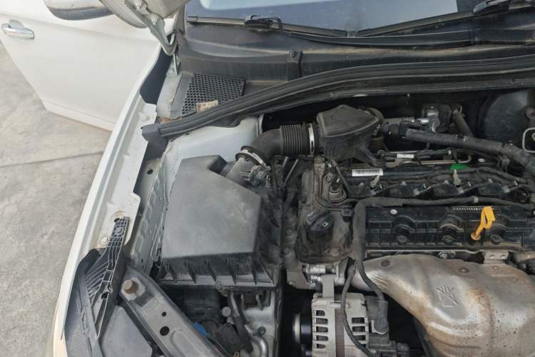 Used Roewe i5 2020 1.5L Automatic 4G Connected Linghao Edition Engine Bay Right