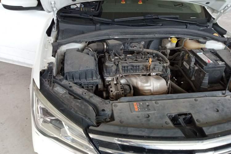Used Roewe i5 2020 1.5L Manual 4G Connect Luxury Edition Engine Bay Right
