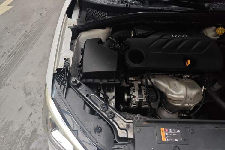 Used Roewe i5 2020 1.5L Manual 4G Connect Leehao Flagship Edition Engine Bay Right