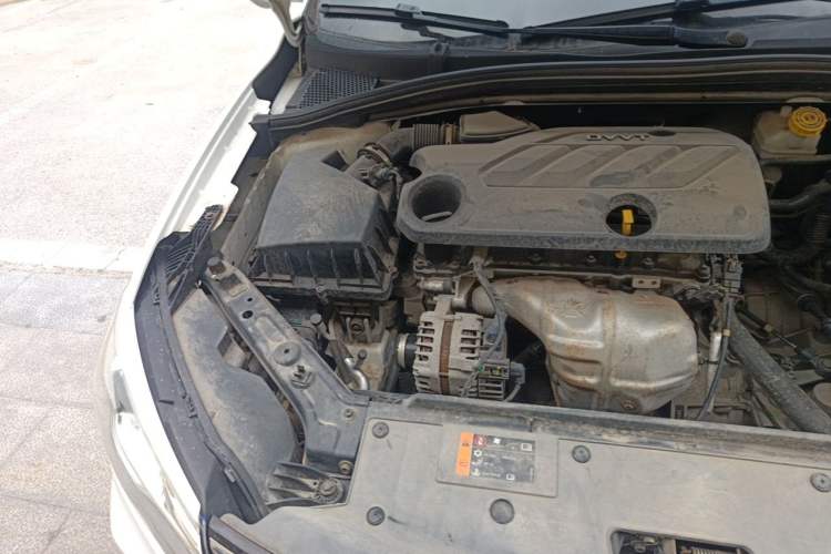 Used Roewe i5 2020 1.5L Automatic 4G Connect Luxury Flagship Edition Engine Bay Right