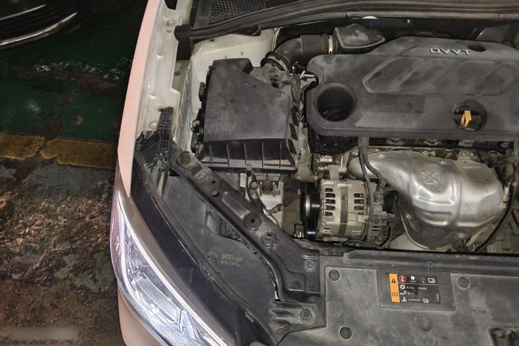 Used Roewe i5 2020 1.5L Automatic 4G Connect Luxury Flagship Edition Engine Bay Right