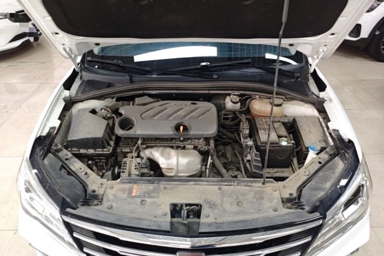 Used Roewe i5 2020 1.5L Automatic 4G Connect Luxury Flagship Edition Engine Bay