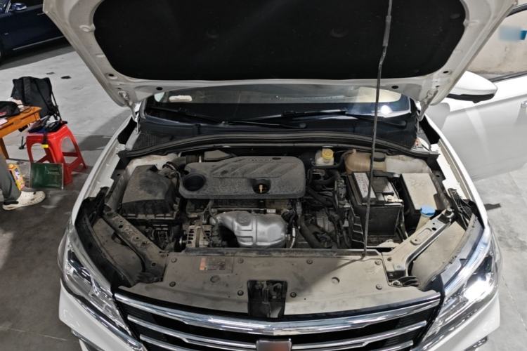 Used Roewe i5 2020 1.5L Automatic 4G Connect Luxury Flagship Edition Engine Bay