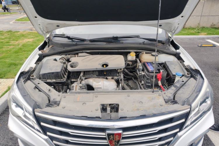 Used Roewe i5 2020 1.5L Automatic 4G Connect Luxury Flagship Edition Engine Bay