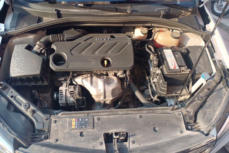 Used Roewe i5 2020 1.5L Automatic 4G Connect Luxury Flagship Edition Engine Bay