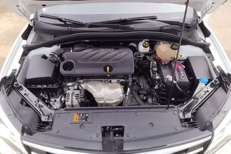 Used Roewe i5 2020 1.5L Automatic 4G Connect Luxury Flagship Edition Engine Bay