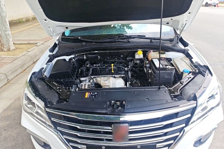 Used Roewe i5 2020 1.5L Automatic 4G Connected Linghao Edition Engine Bay