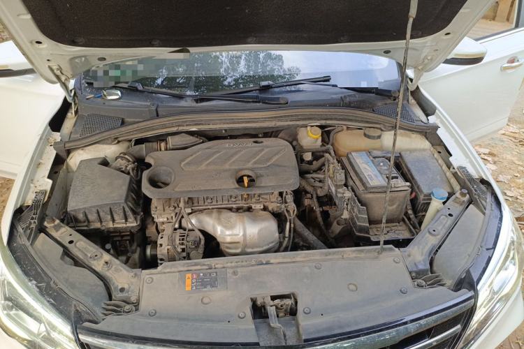 Used Roewe i5 2020 1.5L Manual 4G Connect Leehao Flagship Edition Engine Bay
