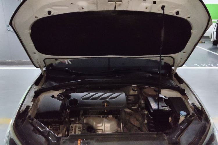 Used Roewe i5 2020 1.5L Automatic 4G Connect Luxury Flagship Edition Engine Bay
