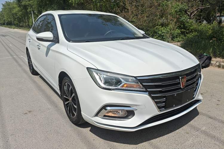 Used Roewe i5 2020 1.5L Manual 4G Connect Leehao Flagship Edition Exterior 1