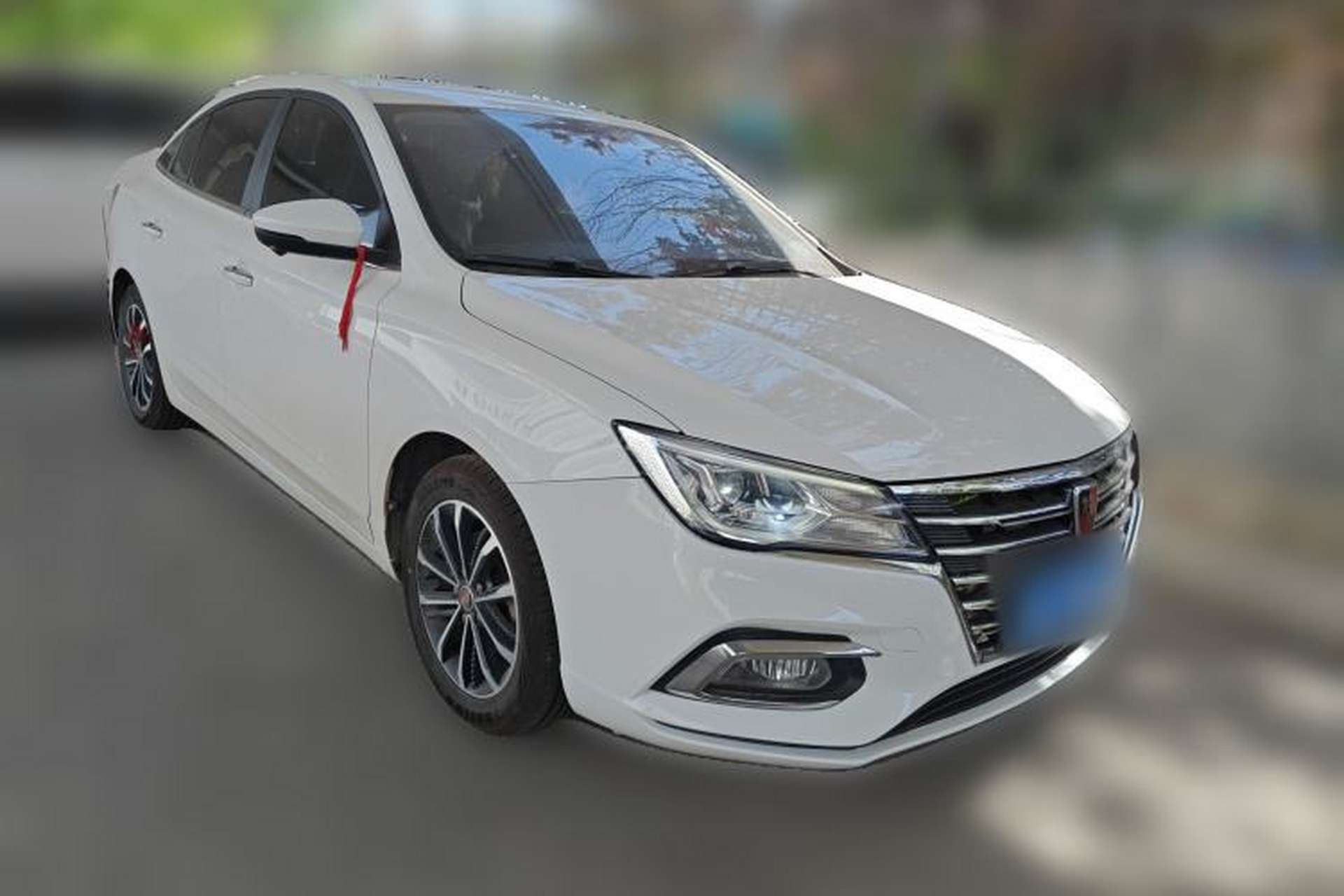 Used Roewe i5 2020 1.5L Automatic 4G Connect Luxury Flagship Edition Exterior 2