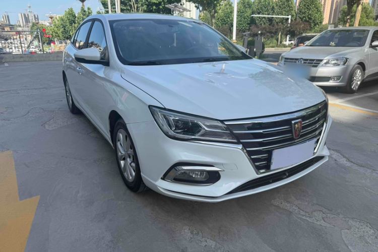 Used Roewe i5 2020 1.5L Manual 4G Connect Luxury Edition Exterior 2