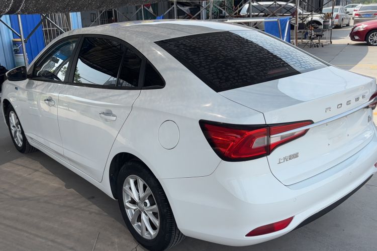 Used Roewe i5 2020 1.5L Manual 4G Connect Luxury Edition Exterior 2
