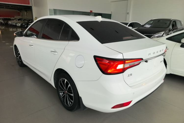 Used Roewe i5 2020 1.5L Manual 4G Connect Leehao Flagship Edition Exterior 2