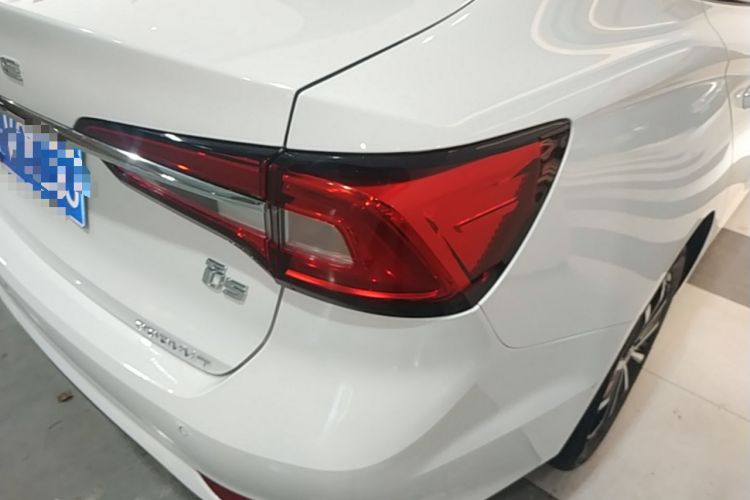 Used Roewe i5 2020 1.5L Automatic 4G Connect Luxury Flagship Edition Exterior 3