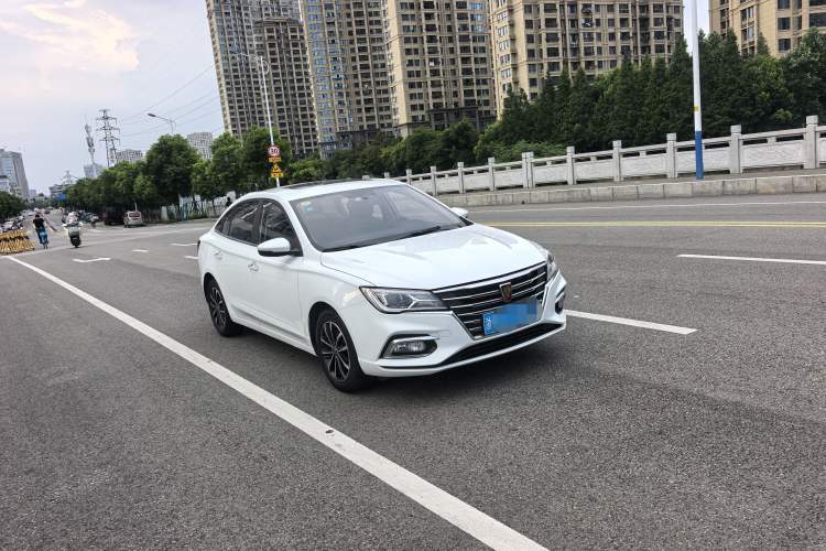 Used Roewe i5 2020 1.5L Manual 4G Connect Leehao Flagship Edition Exterior 3