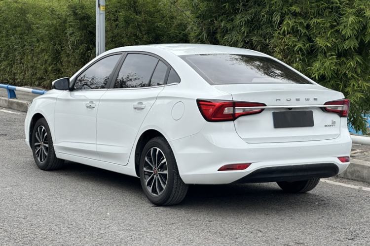 Used Roewe i5 2020 1.5L Manual 4G Connect Leehao Flagship Edition Exterior 3