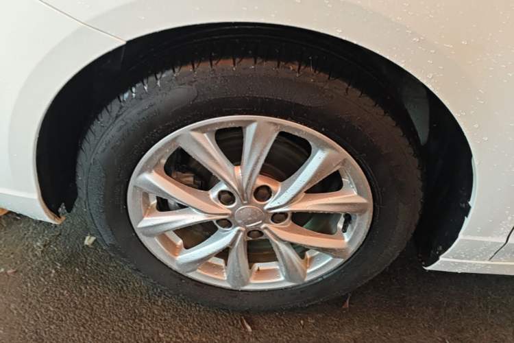 Used Roewe i5 2020 1.5L Automatic 4G Connected Linghao Edition Exterior 4