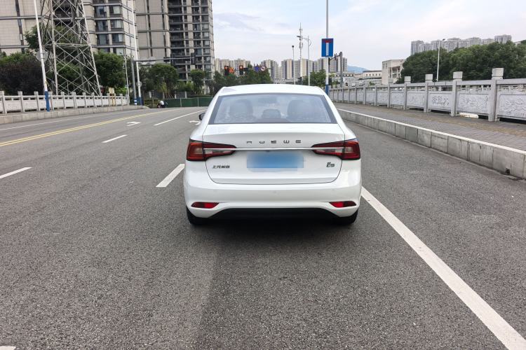 Used Roewe i5 2020 1.5L Manual 4G Connect Leehao Flagship Edition Exterior 4