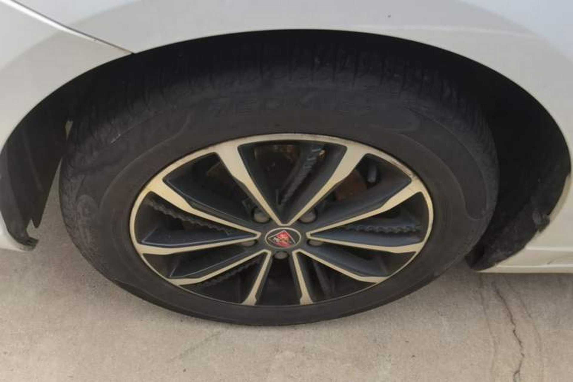 Used Roewe i5 2020 1.5L Manual 4G Connect Leehao Flagship Edition Exterior 4