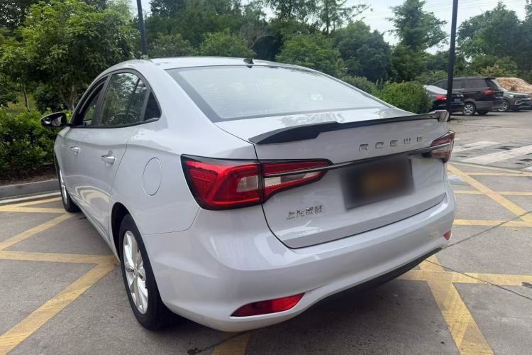Used Roewe i5 2020 1.5L Manual 4G Connect Luxury Edition Exterior 5