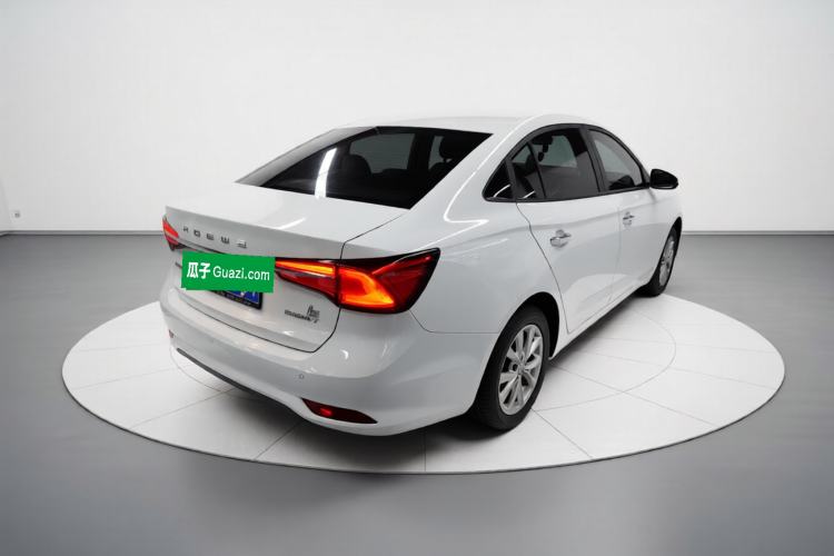 Used Roewe i5 2020 1.5L Manual 4G Connect Luxury Edition Exterior 5