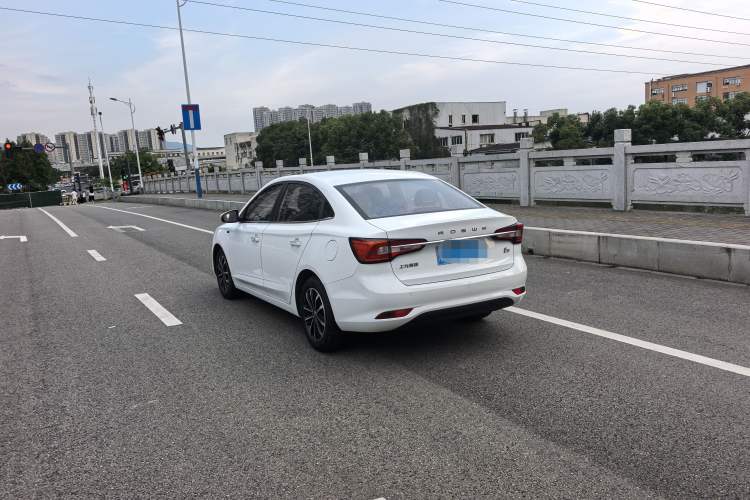 Used Roewe i5 2020 1.5L Manual 4G Connect Leehao Flagship Edition Exterior 6