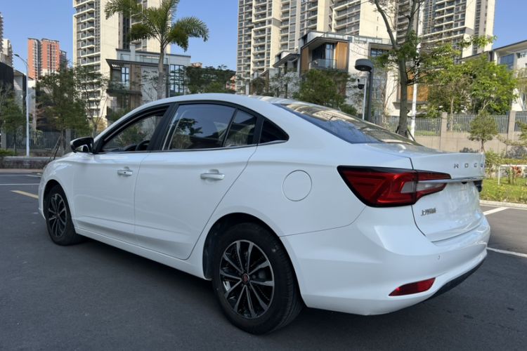 Used Roewe i5 2020 1.5L Automatic 4G Connect Luxury Flagship Edition Exterior 9