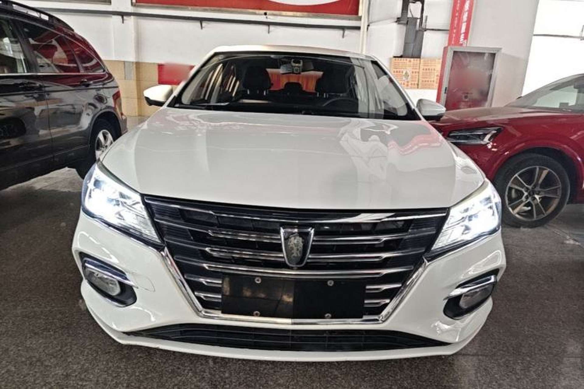 Used Roewe i5 2020 1.5L Automatic 4G Connect Luxury Flagship Edition Front