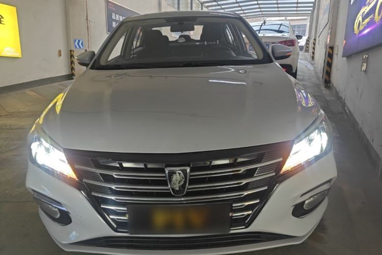 Used Roewe i5 2020 1.5L Manual 4G Connect Luxury Edition Front