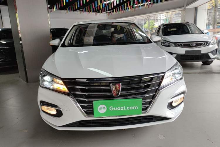 Used Roewe i5 2020 1.5L Manual 4G Connect Luxury Edition Front