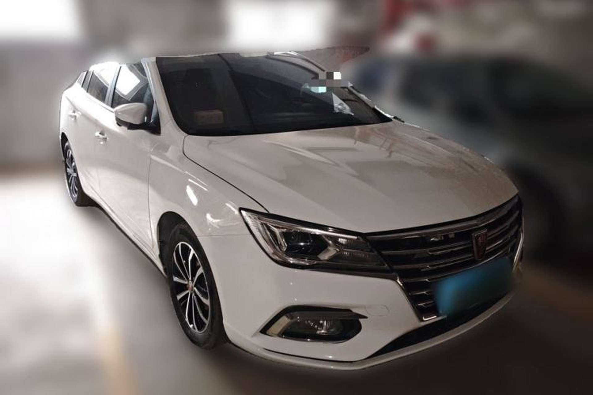 Used Roewe i5 2020 1.5L Automatic 4G Connect Luxury Flagship Edition Front Right 45 Deg
