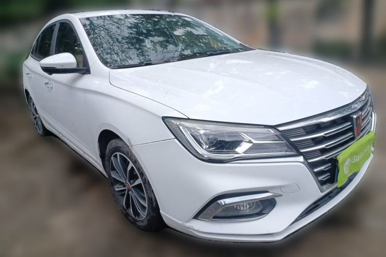 Used Roewe i5 2020 1.5L Automatic 4G Connect Luxury Flagship Edition Front Right 45 Deg