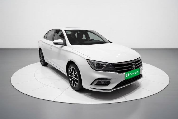 Used Roewe i5 2020 1.5L Automatic 4G Connect Luxury Flagship Edition Front Right 45 Deg