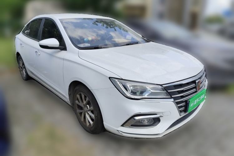 Used Roewe i5 2020 1.5L Manual 4G Connect Luxury Edition Front Right 45 Deg