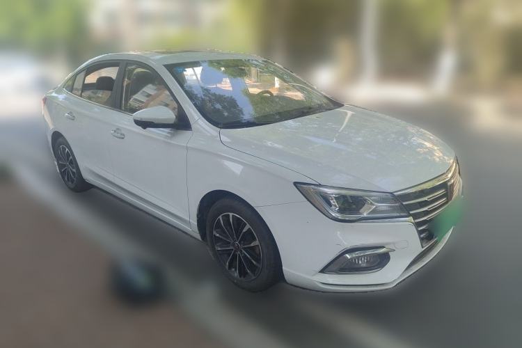 Used Roewe i5 2020 1.5L Automatic 4G Connect Luxury Flagship Edition Front Right 45 Deg