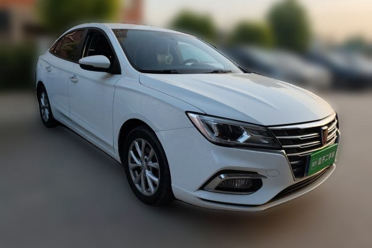 Used Roewe i5 2020 1.5L Manual 4G Connect Luxury Edition Front Right 45 Deg