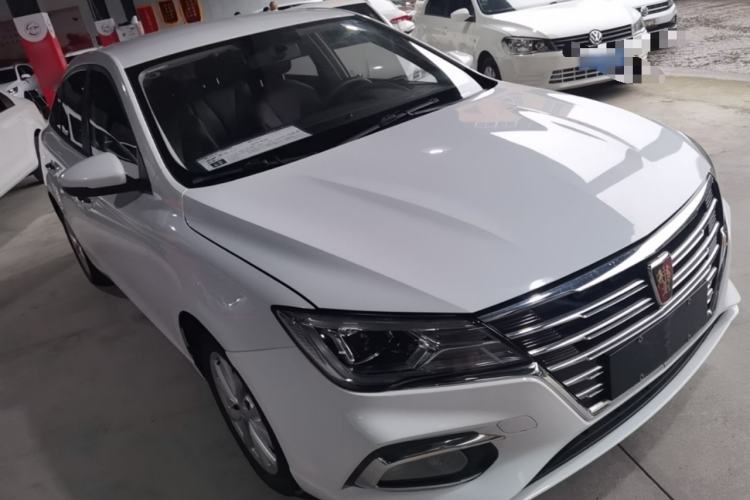 Used Roewe i5 2020 1.5L Manual 4G Connect Luxury Edition Front Right 45 Deg