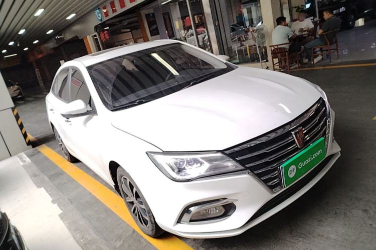 Used Roewe i5 2020 1.5L Automatic 4G Connect Luxury Flagship Edition Front Right 45 Deg